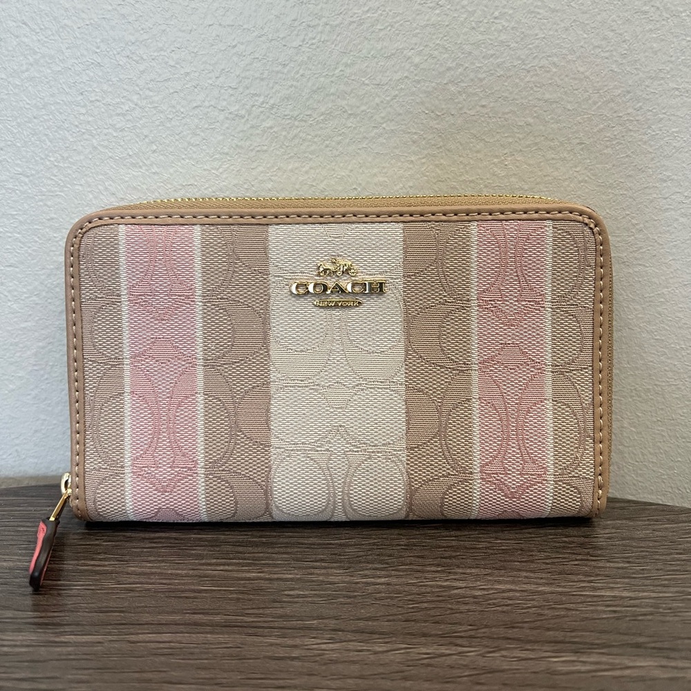 NWOT - Coach Signature Stripe Zip Wallet in Pink, Beige, Cream - Picture 3 of 15
